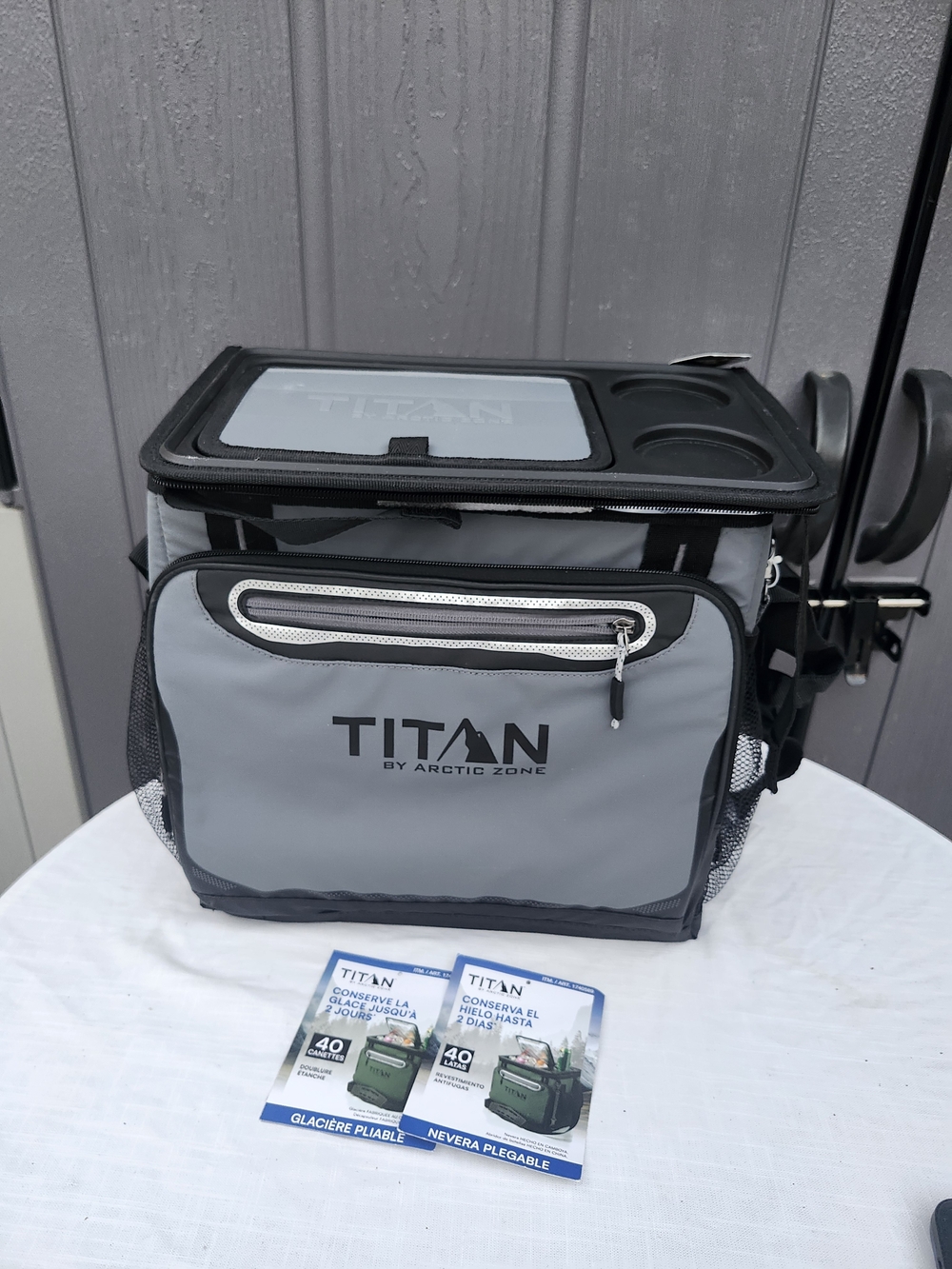 Titan Green and Black Soft Cooler Bag Insert Cards
